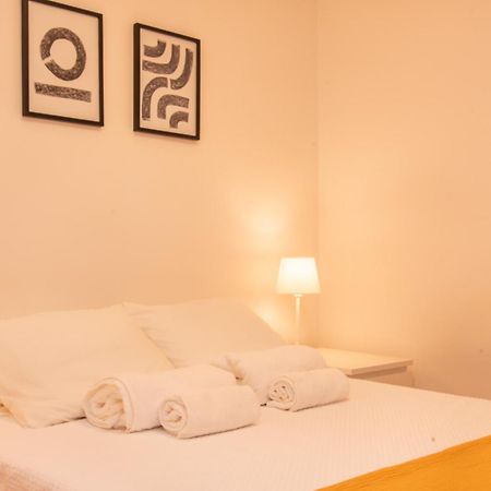 Апартаменты Charming & Peaceful Family Flat Лиссабон Экстерьер фото