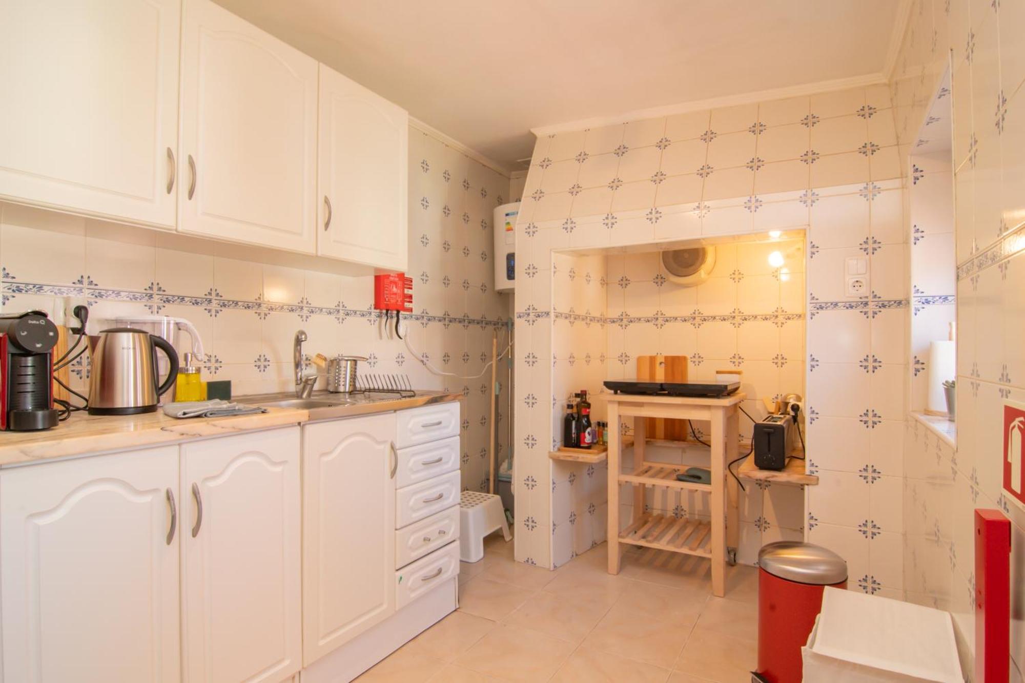 Апартаменты Charming & Peaceful Family Flat Лиссабон Экстерьер фото