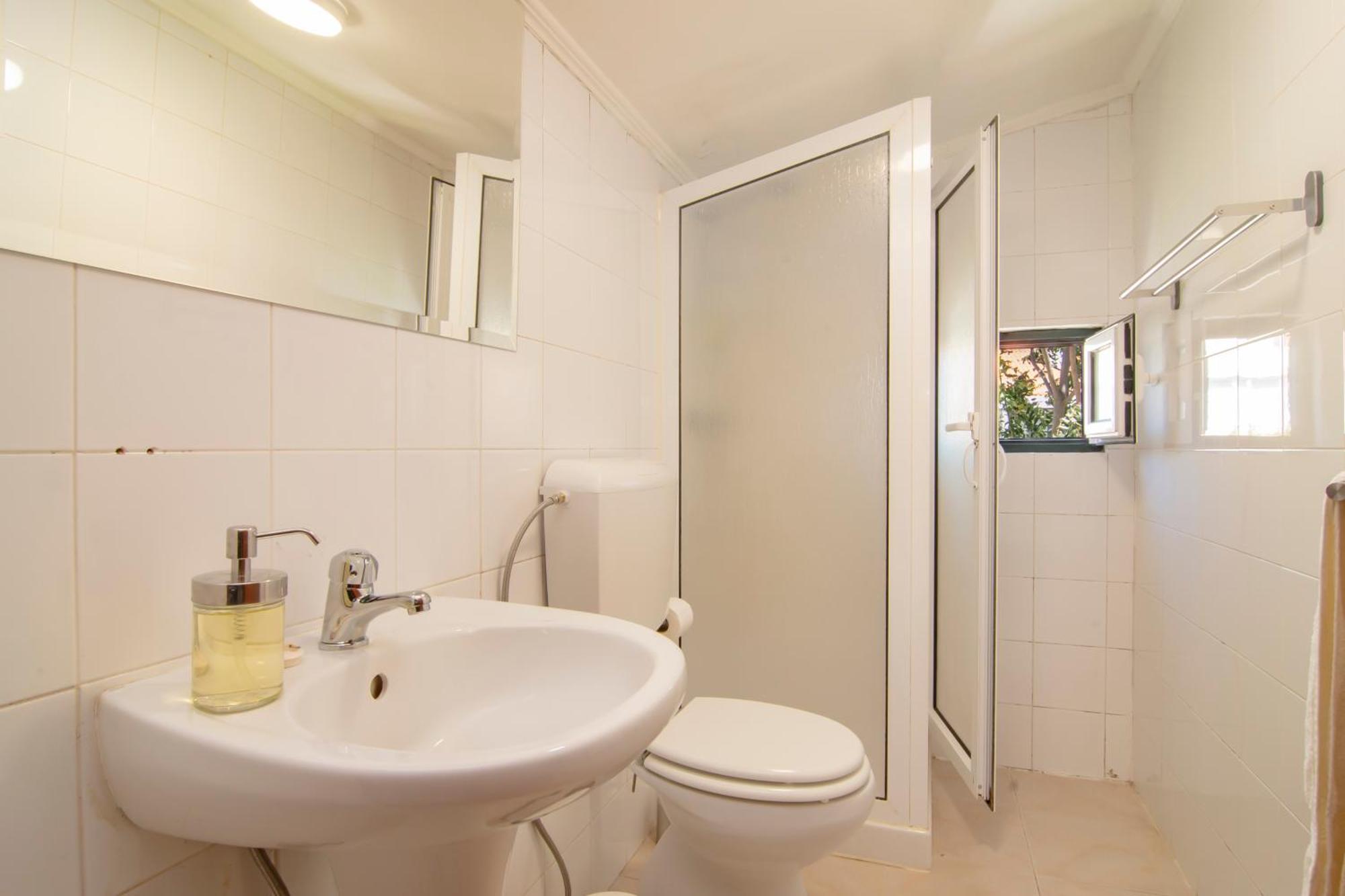 Апартаменты Charming & Peaceful Family Flat Лиссабон Экстерьер фото